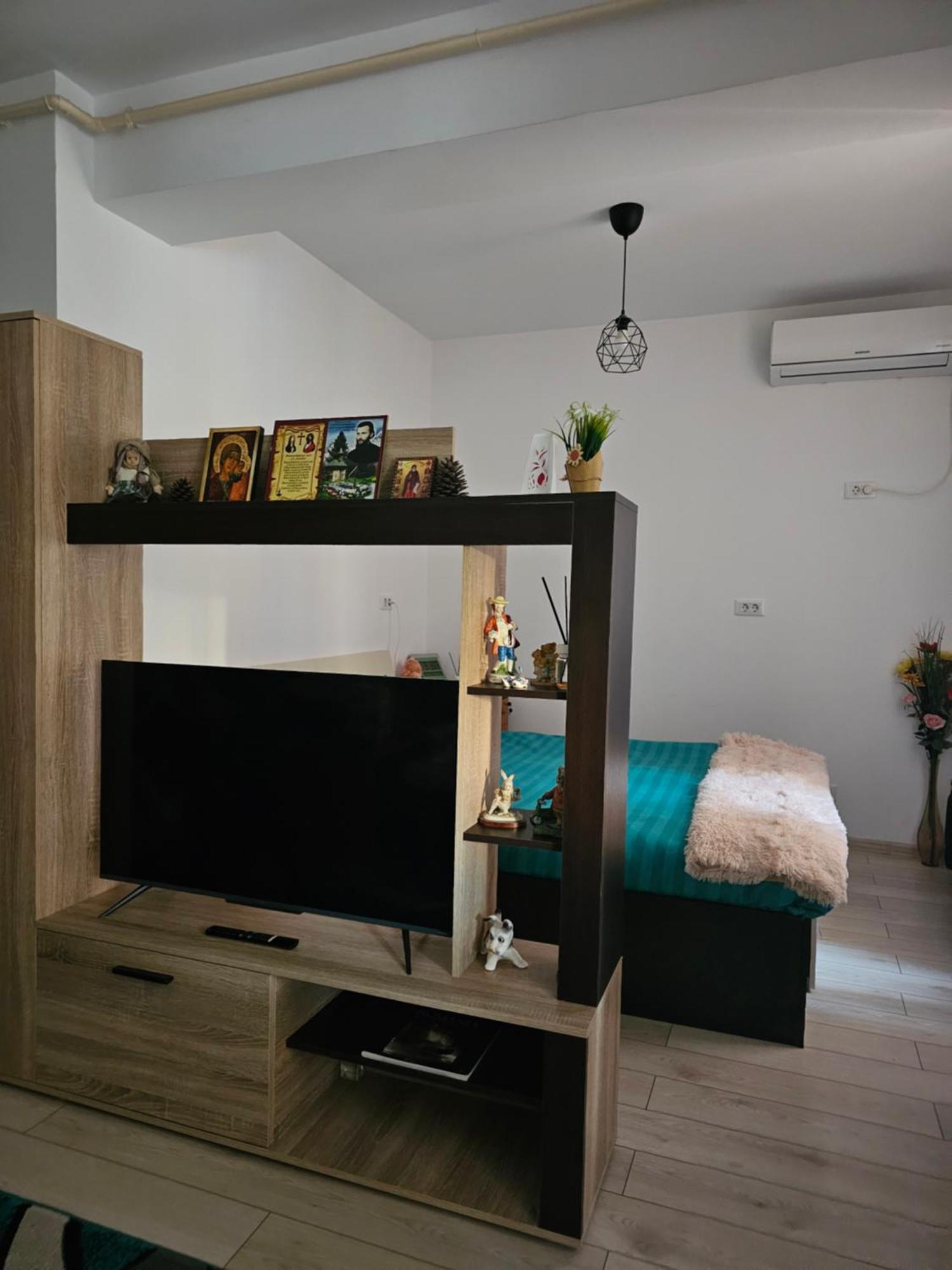 Luxury 1 Bedroom Apartment Roşu Eksteriør bilde